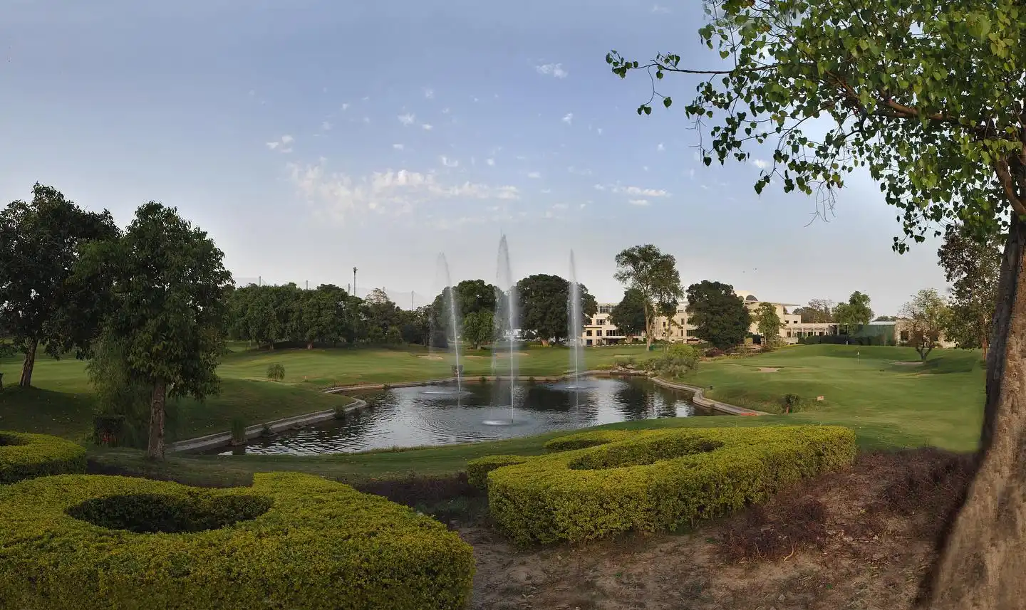 Royal Palm Golf & Country Club wedding venue in Lahore